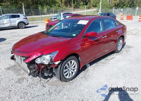 2015 Nissan Altima 2.5 S из США, поврежденный, VIN 1N4AL3AP7FC423860